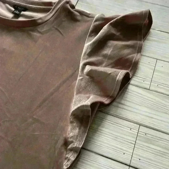 NWT Ann Taylor flutter sleeve crew neck pullover velvet top - Picture 5 of 9